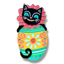 Load image into Gallery viewer, Lipstick & Chrome x Johanna Parker Eggcellent Black Cat Brooch