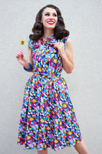 Load image into Gallery viewer, Pencils print 1950s style bow top