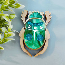 Load image into Gallery viewer, Folk and Fortune Ziggy the Beetle Brooch
