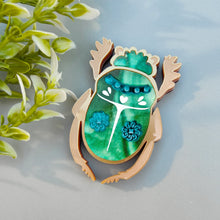 Load image into Gallery viewer, Folk and Fortune Ziggy the Beetle Brooch
